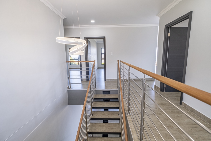 4 Bedroom Property for Sale in Wavecrest Eastern Cape